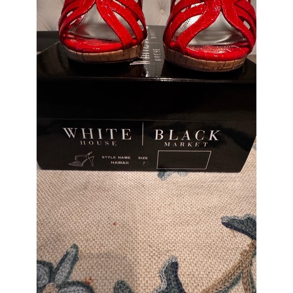 White House Black Market Red Heels Sandals Strappy Cork Platform Size 7 - Picture 4 of 9